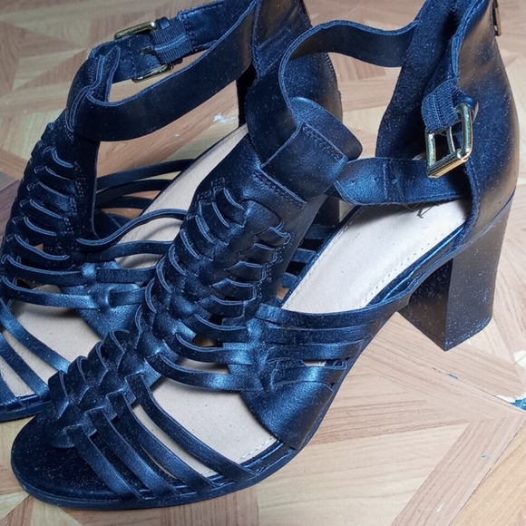 Ny&c - Picture 2 of 2